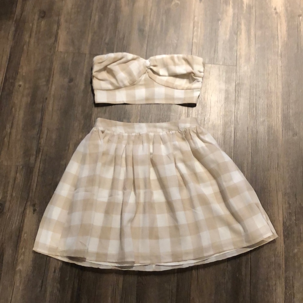 Two piece crop set!